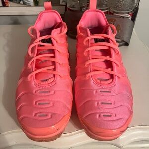 Nike vapor max plus in bubble gum pink only worn once